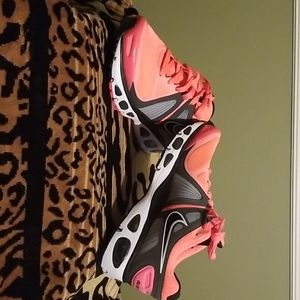 Nike Airmax-never worn